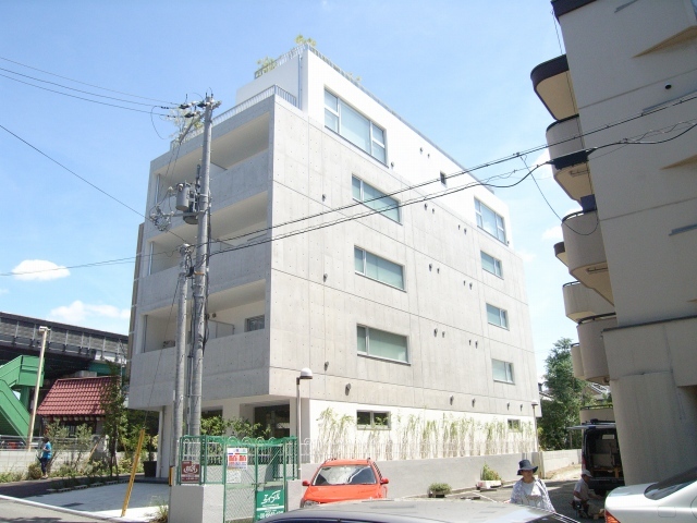 豊中のデザイナーズ。