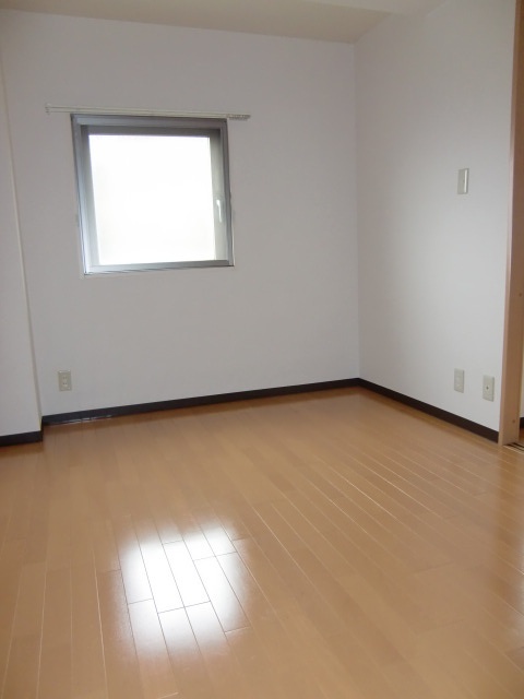 洋室にも採光あり