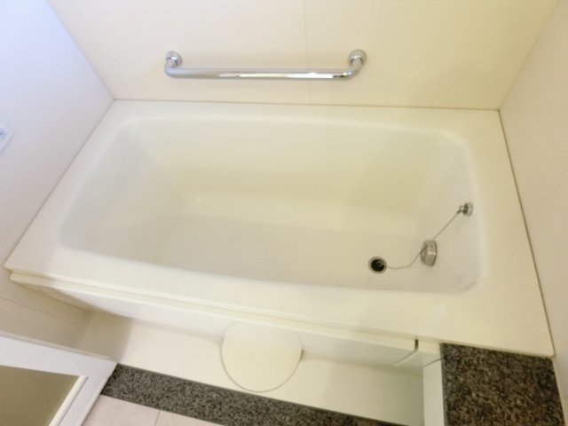 バス