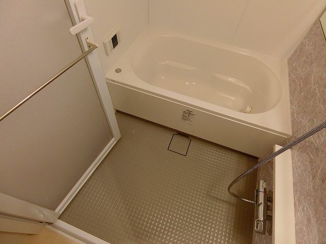 バス