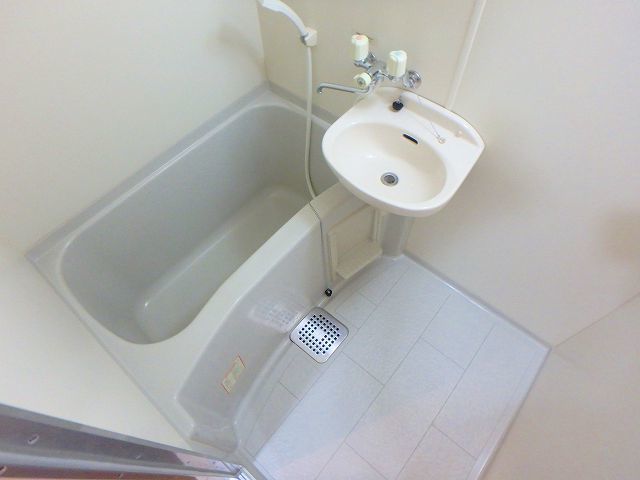 バス