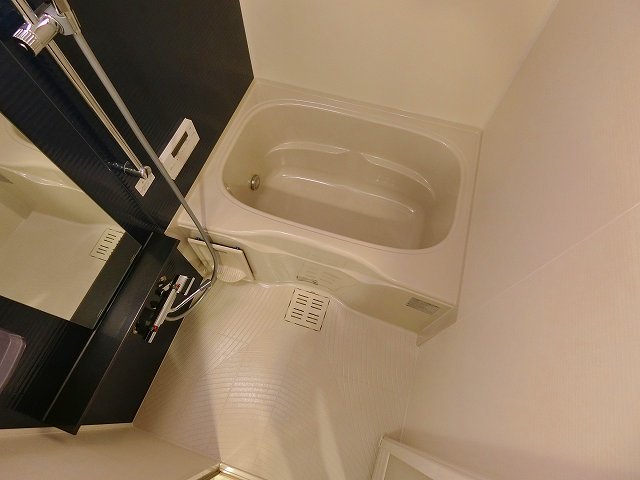 バス