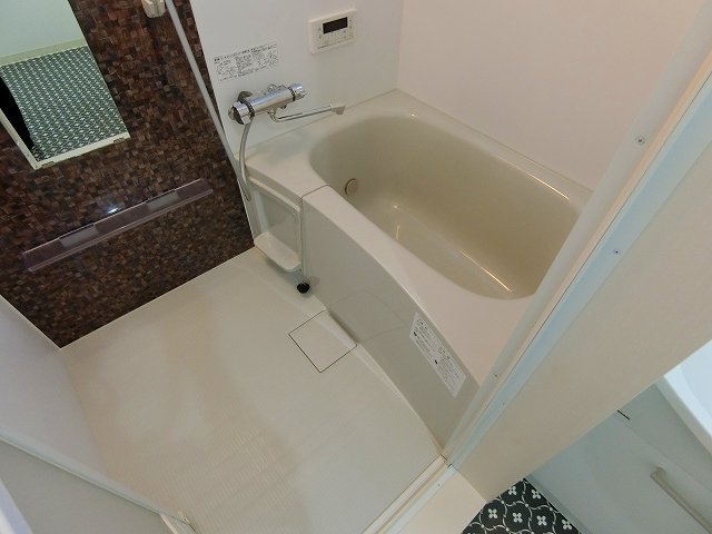 バス