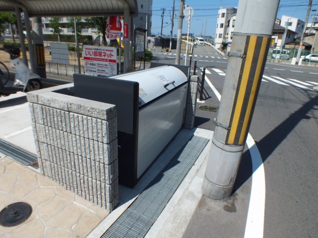 敷地内ゴミ置き場