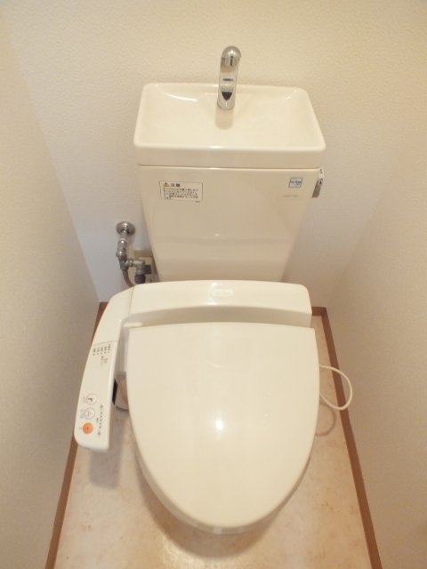 ウォシュレット付き