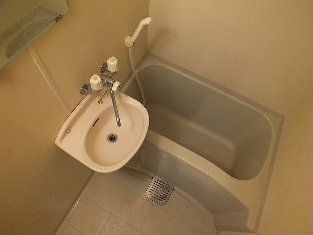 バス