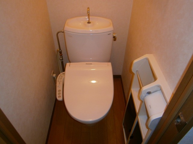 同間取　別号室