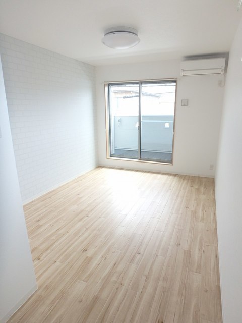 同型モデル写真