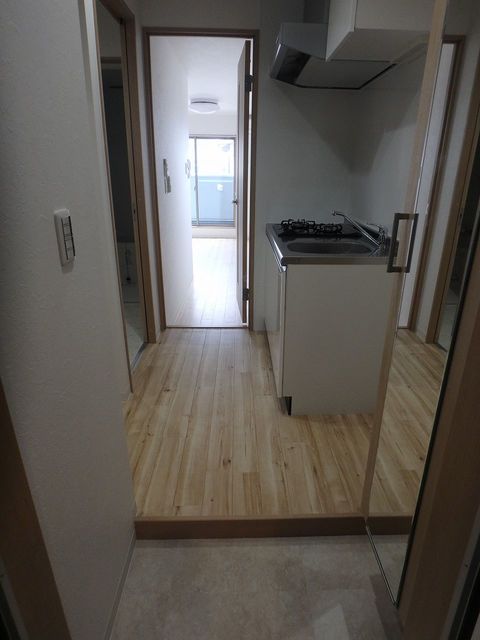 同型モデル写真