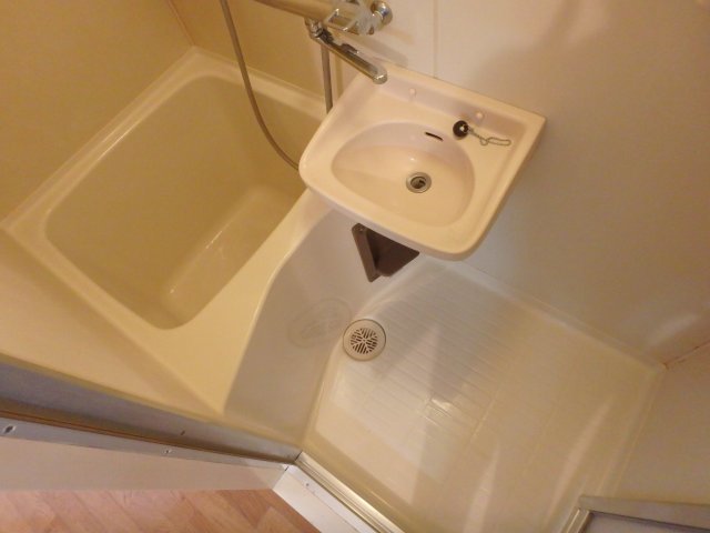 バス